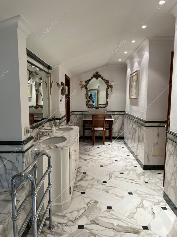 Bagno della dimora storica Citera, location in stile classico a Roma