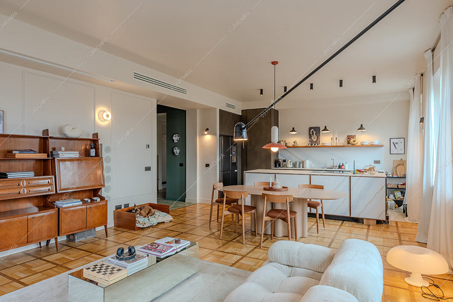Zona living dell'attico Celestina, location in stile contemporaneo a Milano