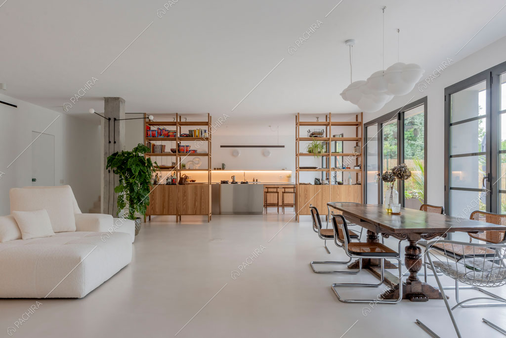 Zona living del loft Tigri, location in stile contemporaneo a Milano