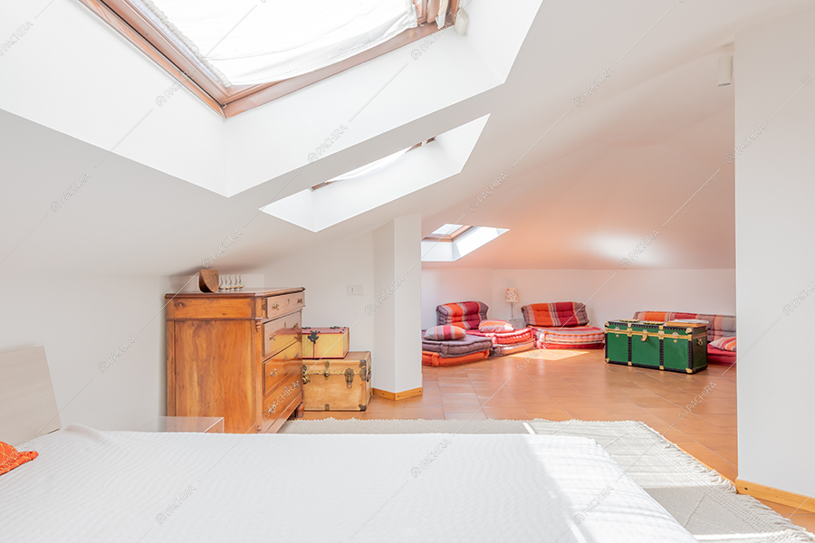 Camera da letto della villa Gange, location in stile contemporaneo a Milano