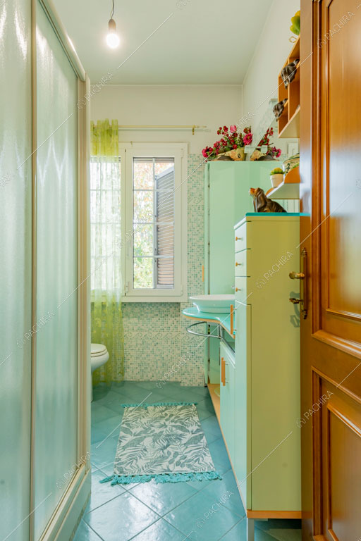 Bagno della villa Ararat, location in stile classico a Milano