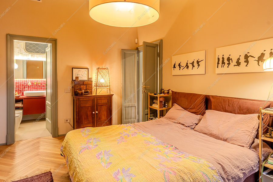 Camera da letto dell'appartamento Buganvilla, location in stile moderno a Milano