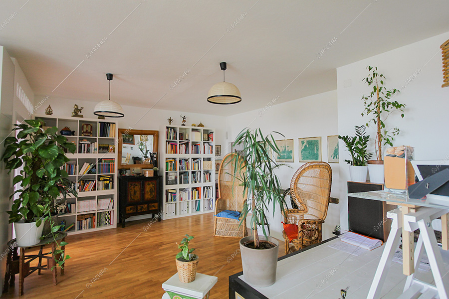 Sala dell'appartamento moderno Cerfoglio, location per shooting a Milano