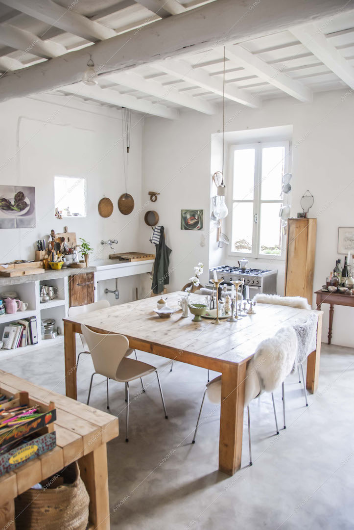 Tavolo da pranzo quadrato in legno
