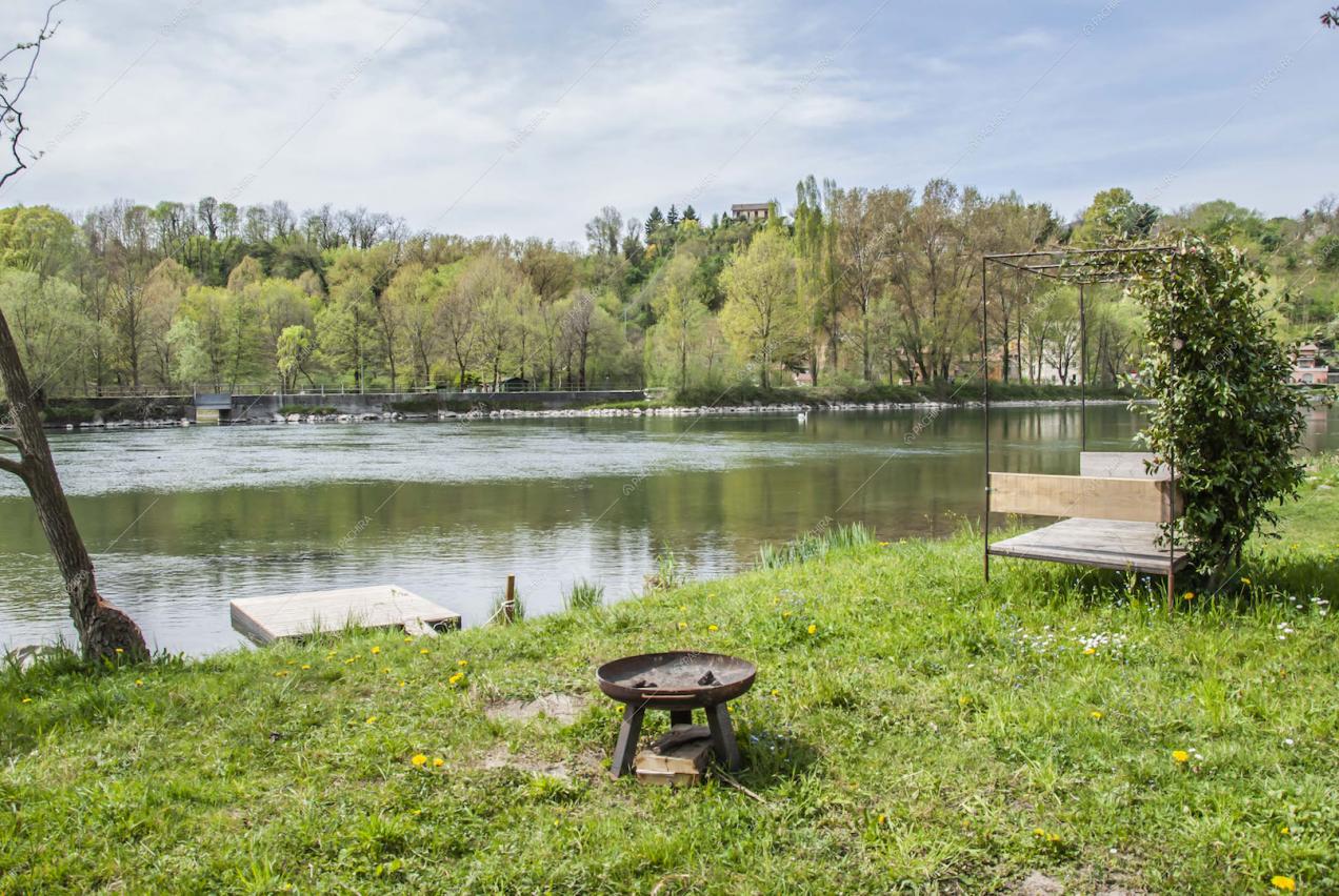 Giardino con moletto