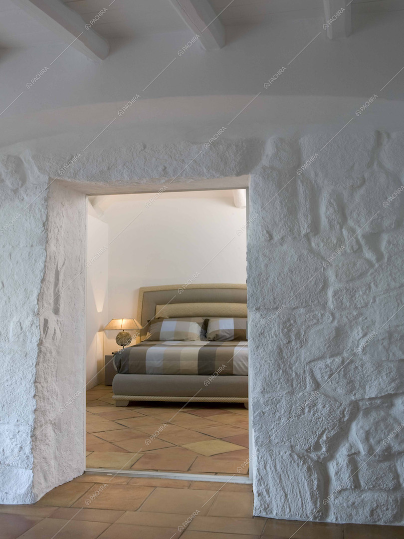 Scorcio sulla camera da letto dal corridoio