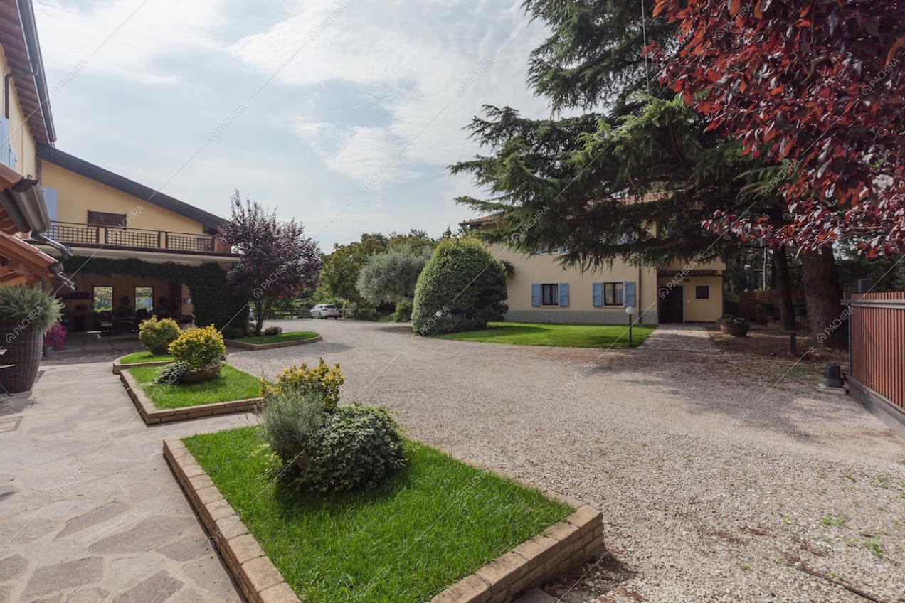 Location Pomelo cascina provincia Verona 23