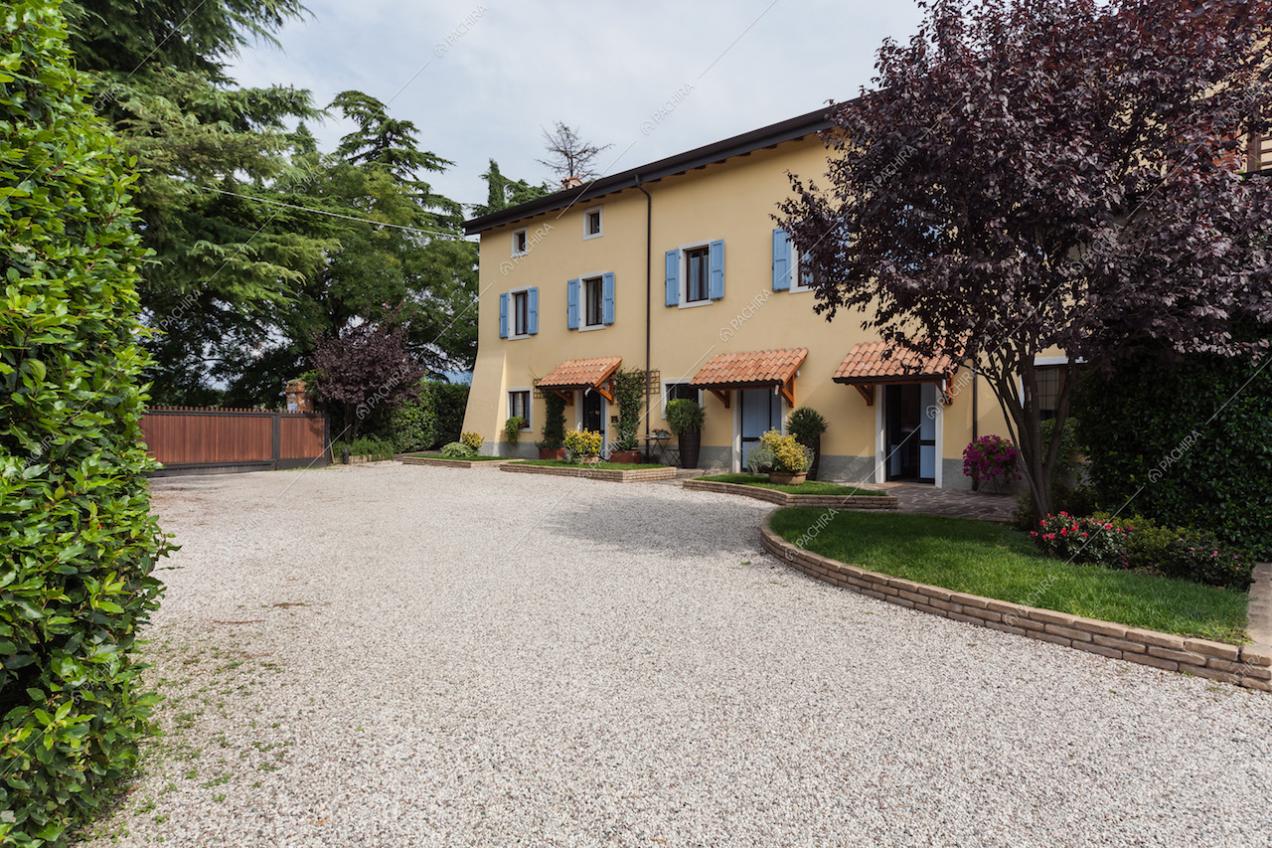 Location Pomelo cascina provincia Verona 19