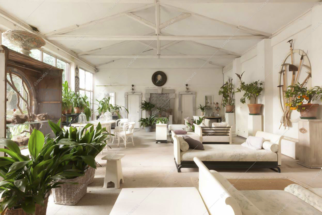 Il living shabby chic della Villa in provincia di Udine