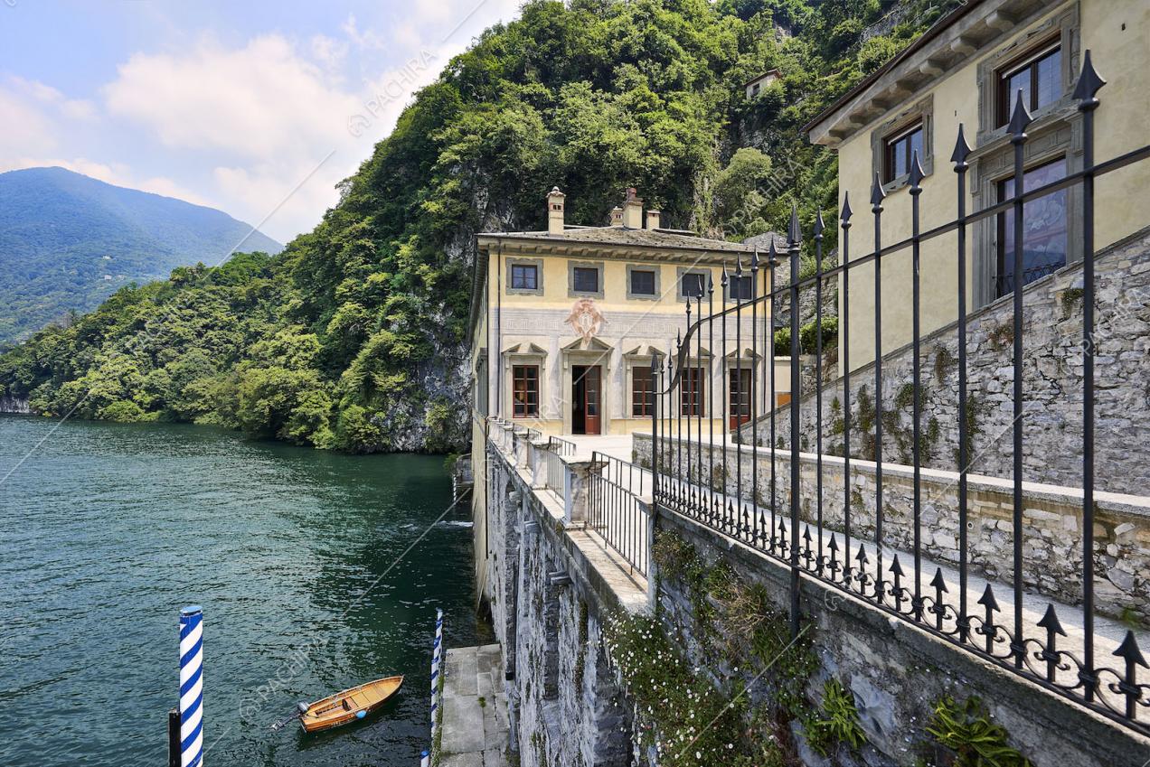 Location Fritillaria dimora storica provincia di Como 6
