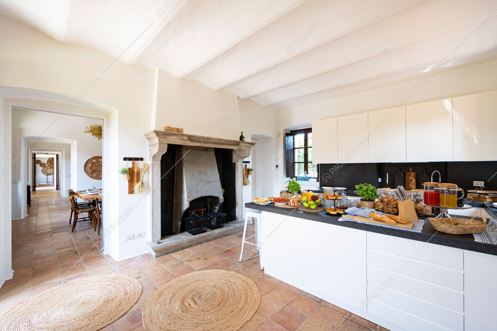 Cucina a parete dell'agriturismo Favonio, location in stile country a Novara