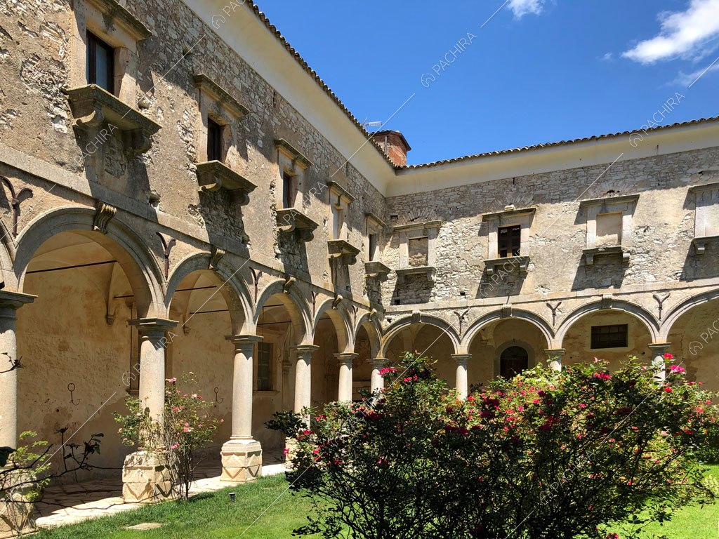 Location Levante Palermo chiesa classico shooting foto video 26