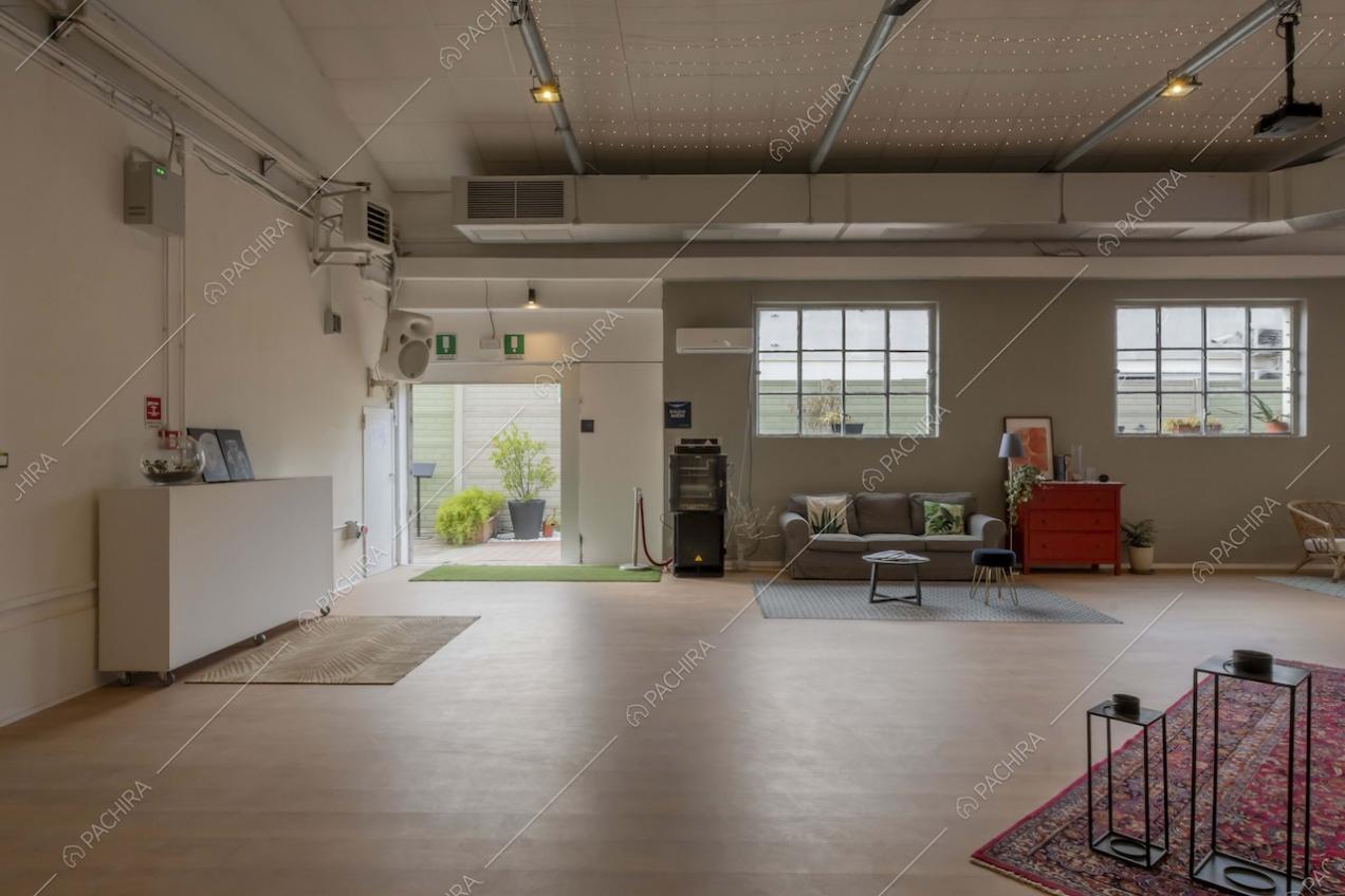 Loft dello studio Eclipse, location in stile contemporaneo a Milano