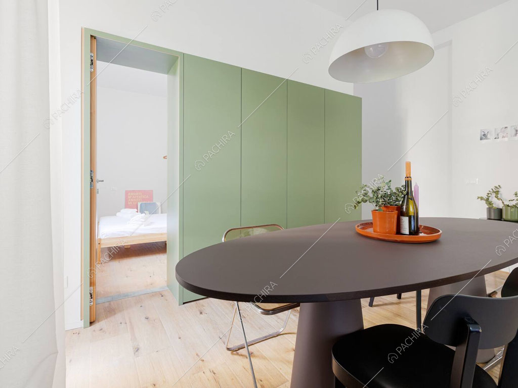 Zona living dell'appartamento Robinia, location in stile contemporaneo a Milano