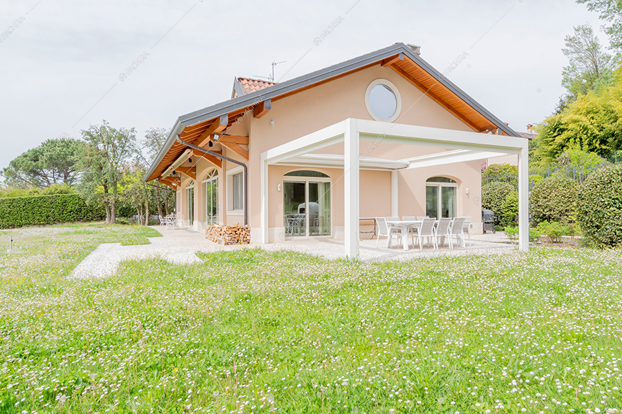 Giardino della villa Mississipi, location in stile rustico a Monza