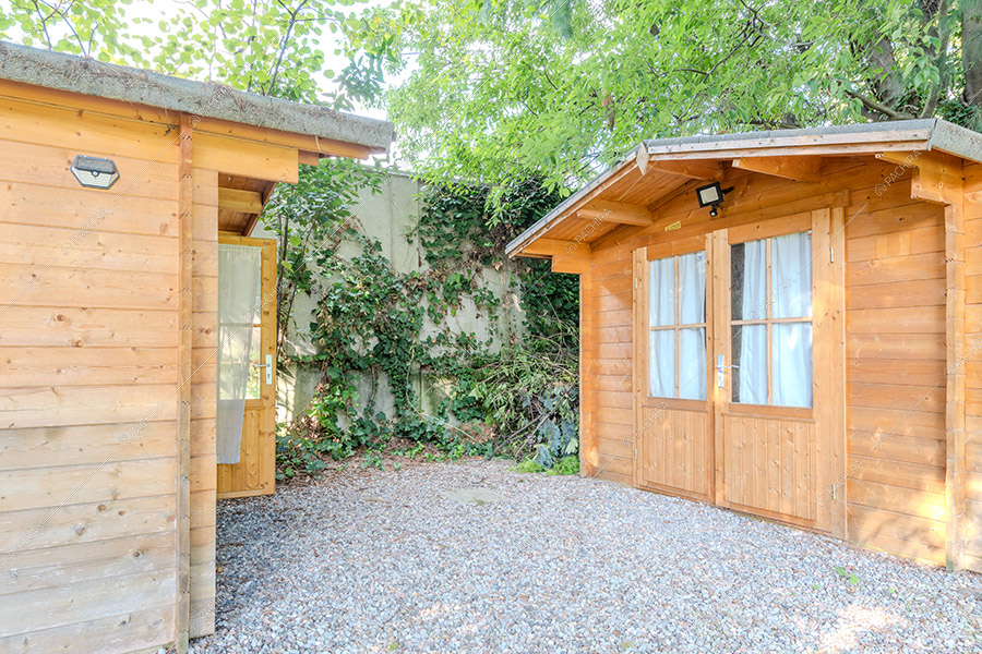 Esterni della villa Rainier, location in stile liberty a Milano