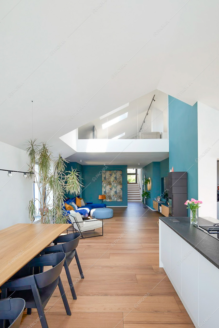 Zona living della villa Corso, location moderna per shooting a Torino