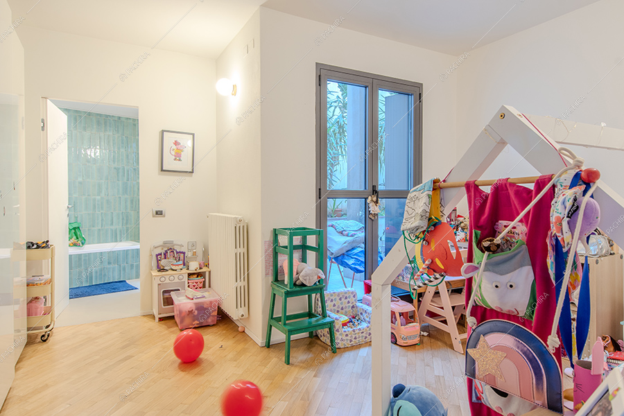 Cameretta dell'appartamento Tonga, location in stile moderno a Milano