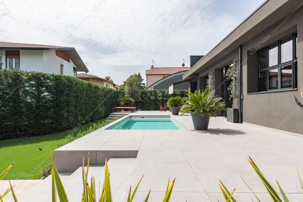 Giardino del loft Danubio, location in stile contemporaneo a Brescia
