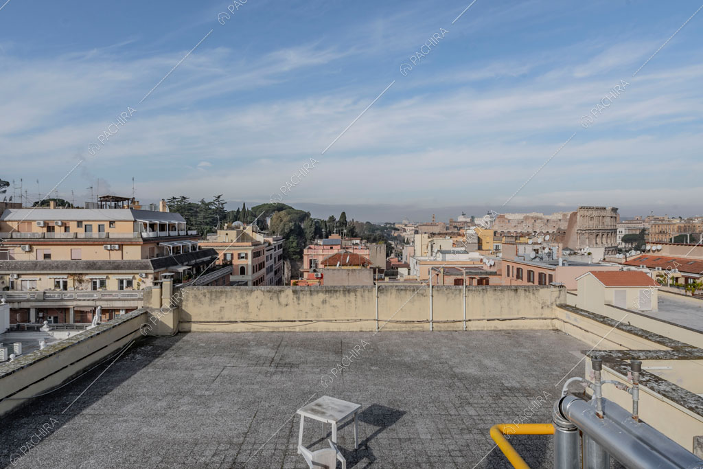 Terrazza dell'appartamento Kamala, location in stile contemporaneo a Roma