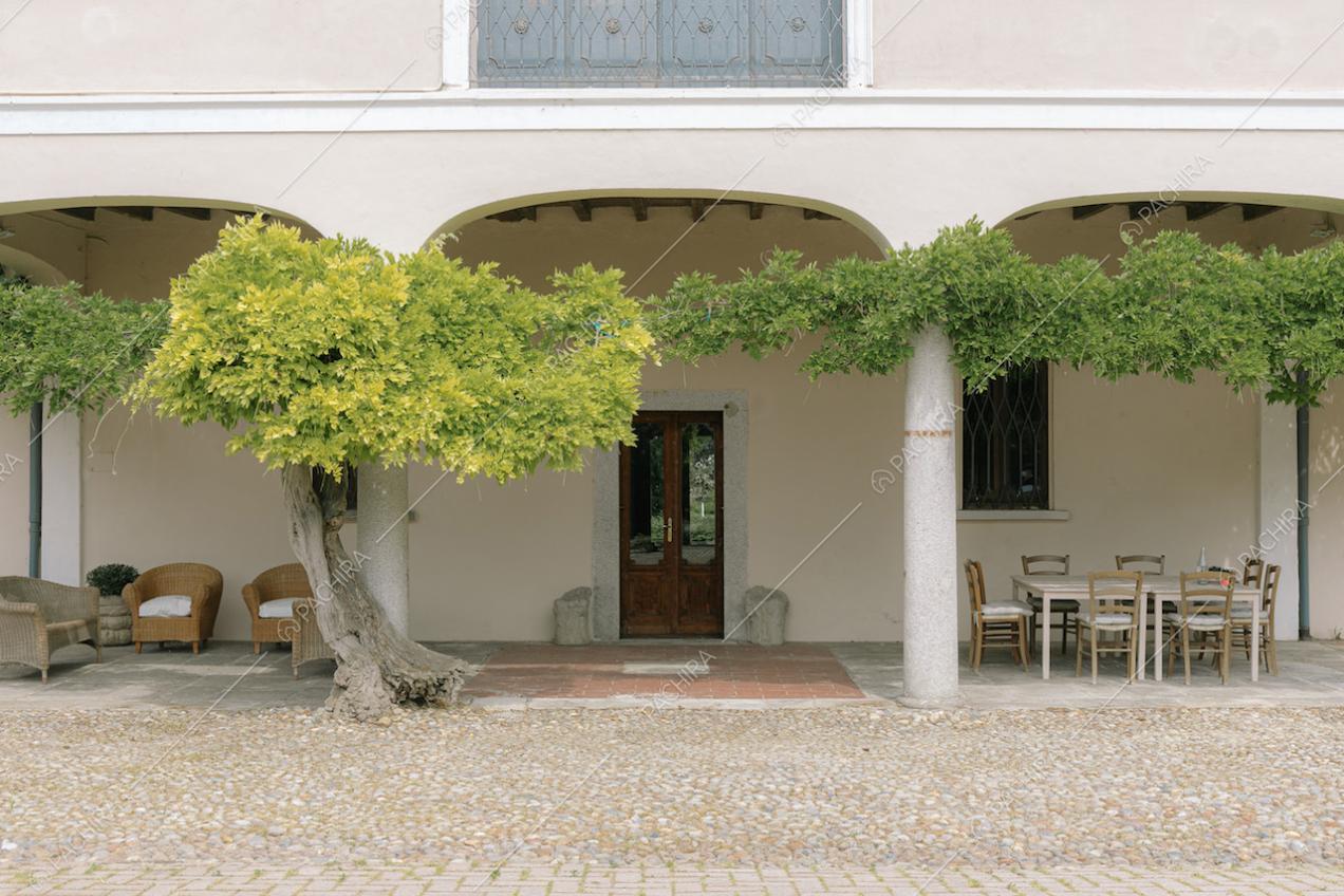 Ingresso con porticato 