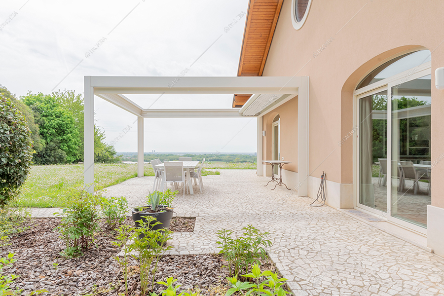 Esterni della villa Mississipi, location in stile rustico a Monza