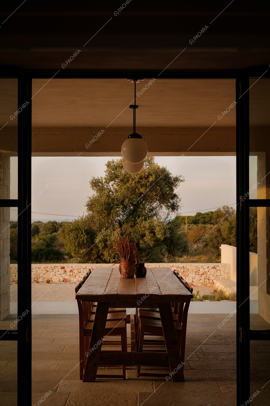 Veranda della villa Malacca, location in stile contemporaneo a Brindisi