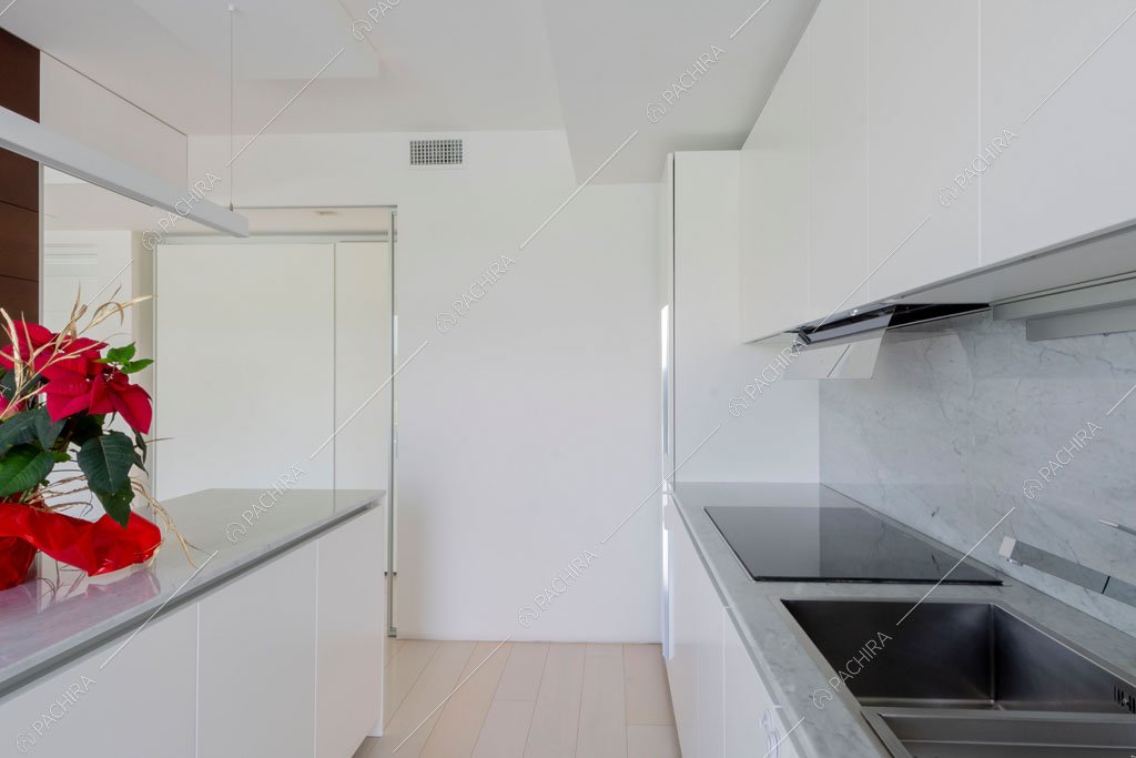 Cucina della villa Coral, location in stile contemporaneo a Como