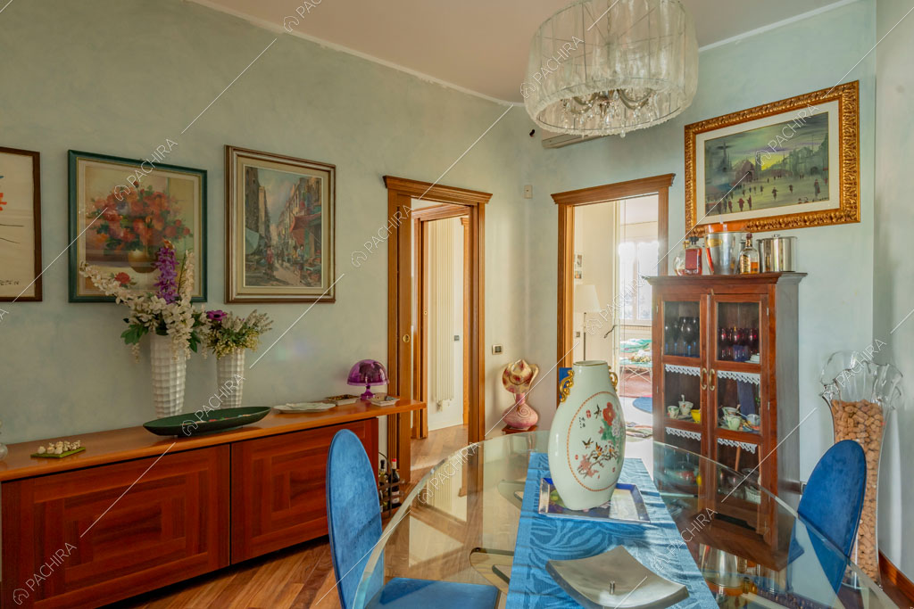 Sala da pranzo della villa Ararat, location in stile classico a Milano