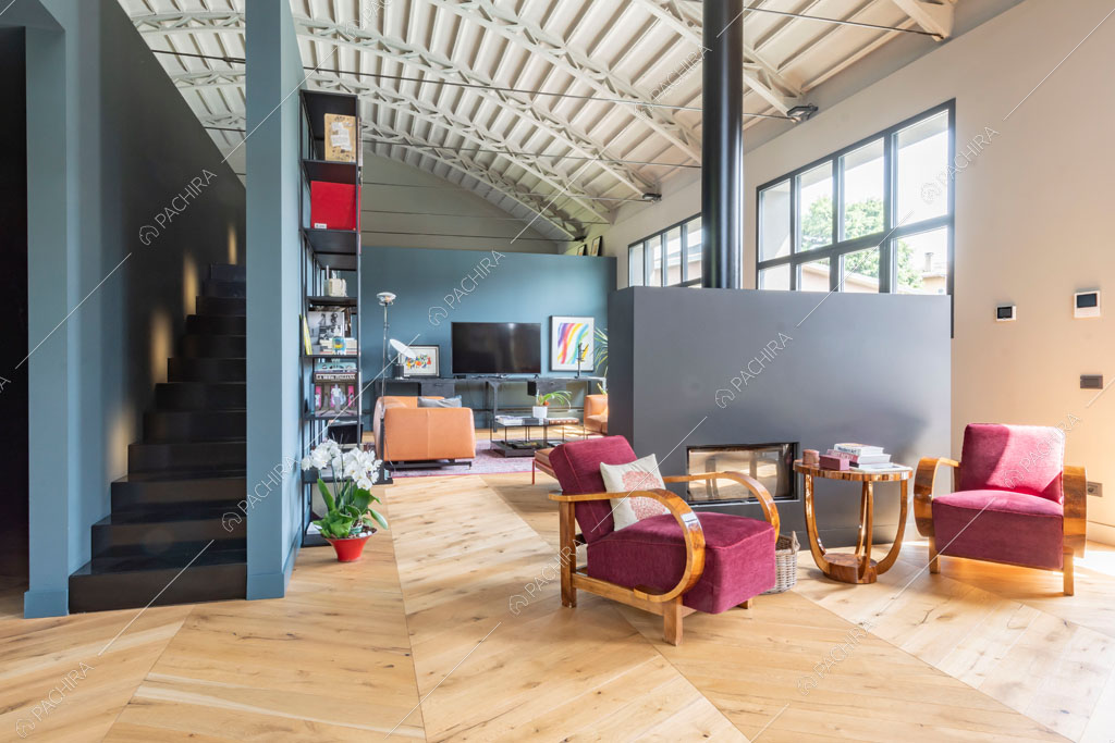 Zona living del loft Danubio, location in stile contemporaneo a Brescia