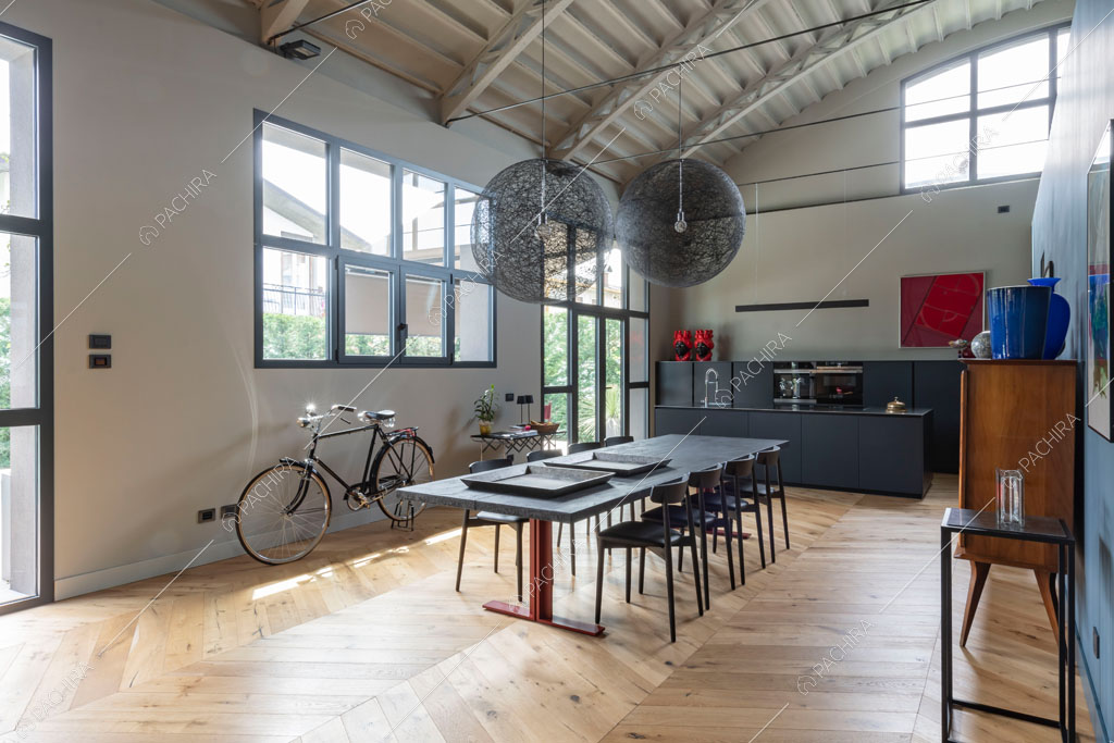 Zona living del loft Danubio, location in stile contemporaneo a Brescia