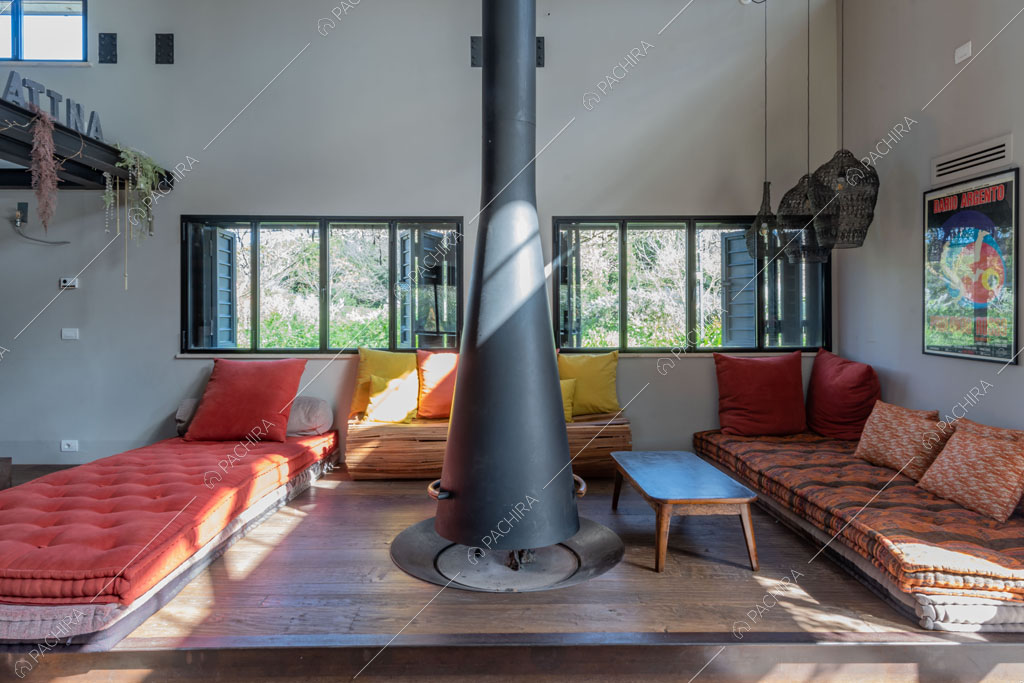 Salotto della location Seine, loft in stile industriale a Roma