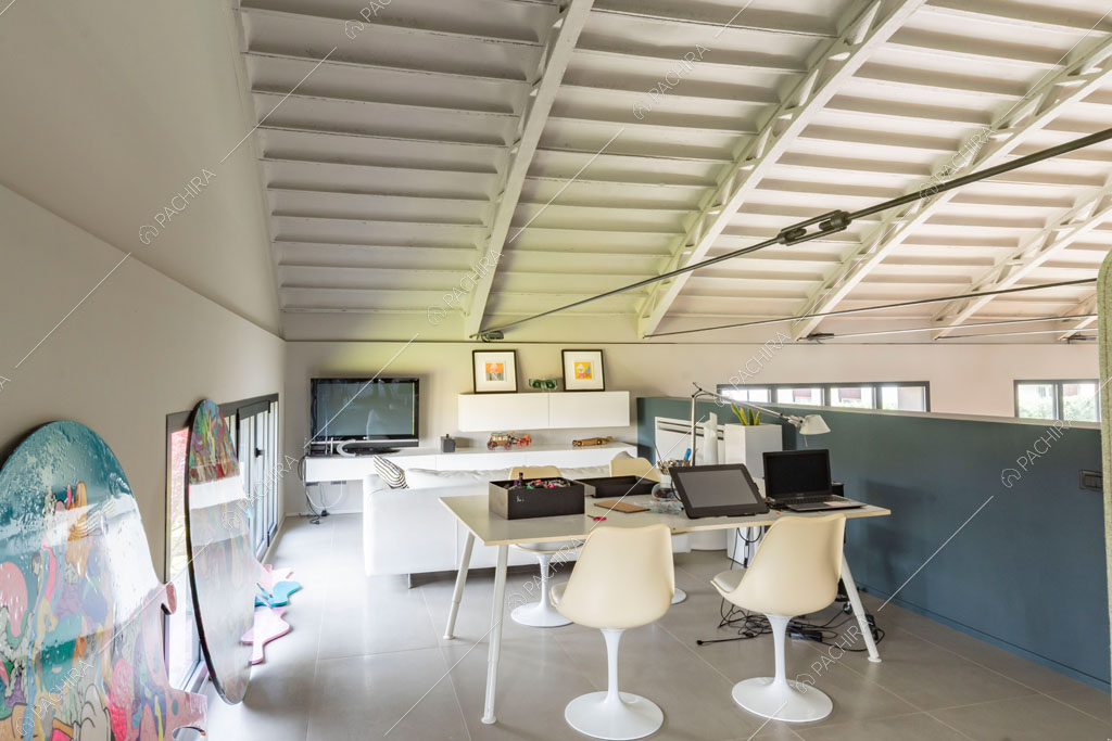 Studio del loft Danubio, location in stile contemporaneo a Brescia