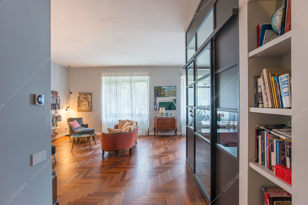 Sala dell'appartamento Grifola, location in stile contemporaneo a Roma