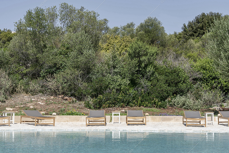 Piscina della masseria Athos, location in stile rustico a Brindisi