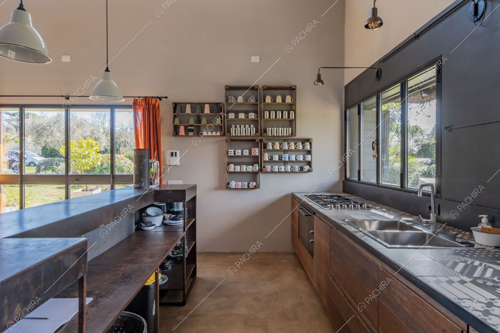 Cucina della location Seine, loft in stile industriale a Roma
