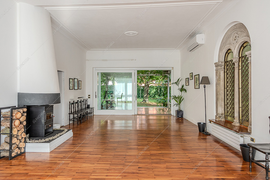 Sala della villa Rainier, location in stile liberty a Milano